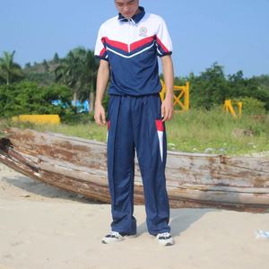 包邮汕尾校服 林伟华中学 夏季短袖冬季外套宽松男女服饰学生校服