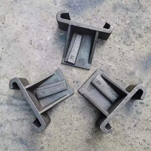 铁路防爬器 43kg 50kg 60kg轨道穿销式防爬器 铸钢焊接防爬器