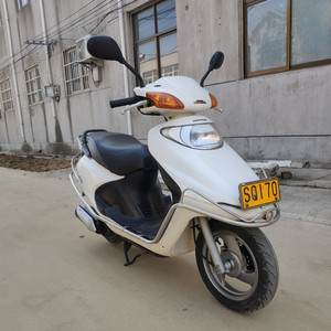 二手五羊本田小公主喜悦102cc 省油代步踏板摩托车