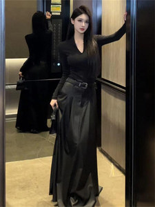 御姐高级感套装内搭上衣深冬装搭配一整套半身裙职业黑色两件套潮