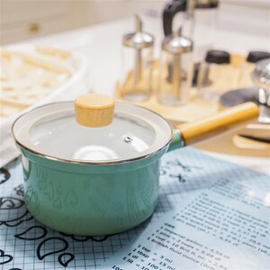 00lutianshu88淘宝baccarat圣陶法郎铸铁锅 95新 旗舰店双十一购入