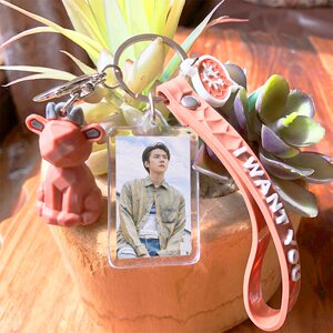 吴世勋周边钥匙扣挂件小饰品diy照片定制手办礼物卡通玩偶应援