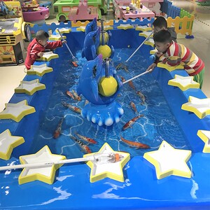 22/新品新款玻璃钢喂奶捞v鱼钓鱼池鱼儿童乐园大型商场喂缸锦鲤金