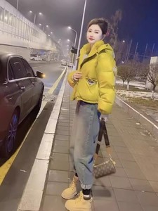 韩国2024年新款时尚洋气羽绒棉服女短款夹克加厚黄色欧货冬装外套