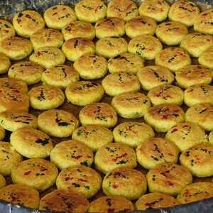 甘肃兰州特产传统老人糕点酥皮点心中国手工岷县月饼漫漫礼盒装