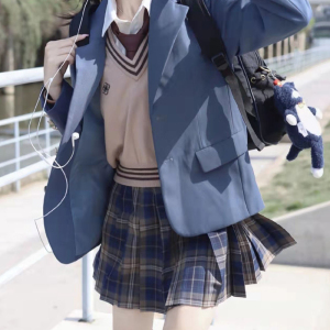 早春穿搭酷盐日系学院风jk制服套装三件套衬衫格裙子西装外套春女