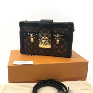 lv老花小箱子包