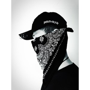 西海岸头巾经典腰果花大方巾嘻哈街舞户外遮耳潮男女表演佩戴方巾