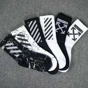 穿搭配鲨鱼打底裤的袜子女ins潮长袜子冬高筒老爹鞋外露韩版潮流