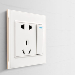 公牛简约风 86型珍珠白开关插座面板 墙壁二三插五孔插座家用