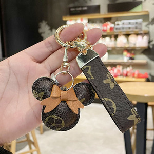 创意卡通老花钥匙扣女可爱网红米奇皮质钥匙链情侣汽车包包pu挂件