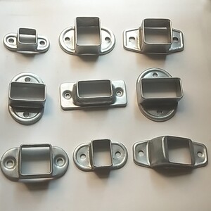 护栏座锌钢围栏阳台栏杆楼梯扶手配件斜座直座连接件拉伸卡扣