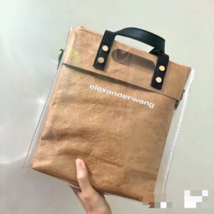 麦当劳亚历山大王包杜邦纸手提袋牛皮纸手拎包联名黑金周边大王包