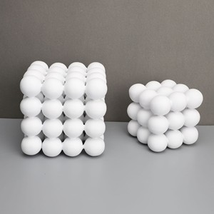 欧式创意树脂白色圆球堆积正方体摆件样板房售楼部卧室桌面装饰品