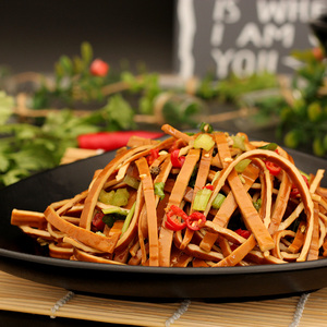 大豆脆皮豆腐干五香味凉拌菜食材零食香辣豆皮烧烤四川重庆特产