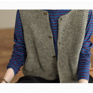 秋冬新款毛衣马甲外搭无袖坎肩上衣叠穿背心粗棒针软糯针织开衫女