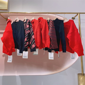 品牌折扣女装moka毛衣系列货源披发渠道进货,商场撤柜女装进货