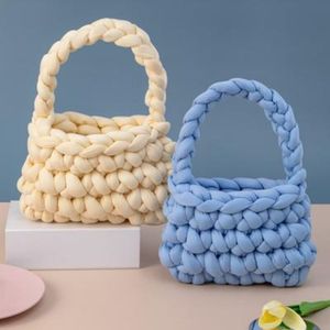 超粗毛线diy编织毯子冰岛毛线 宠物猫窝冰岛毛线包包编织235人付款14