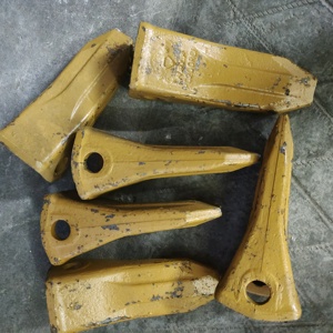 挖机小松pc200 210 220 240 钻石斗齿 耐磨抗磨土 矿山牙销斗齿销