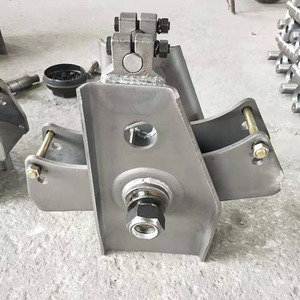 半挂车悬架钢板加强加厚弹簧板支架前支架中支架平衡梁后支架定制