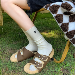 勃肯鞋搭配袜子女毛毛拖鞋堆堆春秋纯棉外穿网红日系中筒运动高筒