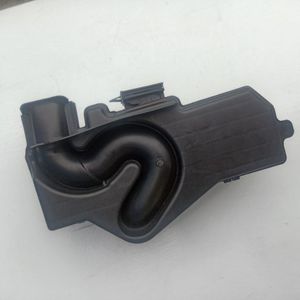 6空气滤消音进气谐振箱