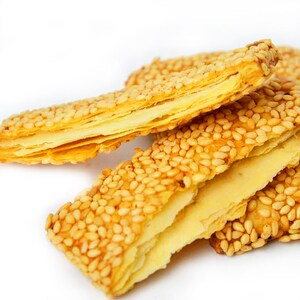 陕西特产炕炕馍酥饼汉阴传统糕点安康芝麻饼干手工