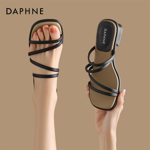 达芙妮Daphne ~平底拖鞋女外穿2024新款夏季仙女风配裙子露趾凉鞋