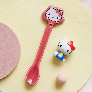 哈喽kitty陶瓷勺子凯蒂猫咖啡搅拌勺女孩用卡通造型kiti猫小号勺