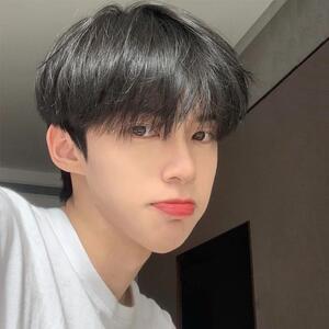 假发男短发韩版帅气男士短直发逼真自然齐刘海男生蓬松日常全头套