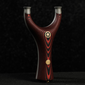 高档萨斯飞虎纯曲反手工高档精c准户外扁钢弹弓竞技钛皮奢华