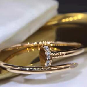 18k玫瑰金 黄白钉子手镯 通体色时尚情侣手环750镶钻经典送礼男女