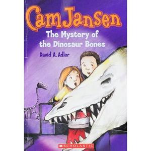 Cam Jansen and the Mystery of the Dinosaur Bones by David A. Adler平装Scholastic卡姆简森和神秘的恐龙骨骼恐龙