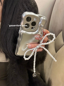 guanview 女神高级感珍珠蝴蝶结挂件适用iPhone15promax苹果14手机壳13硅胶12磨砂电镀银11软xsmax全包防摔套