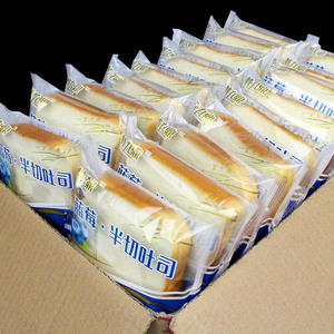 吐司面包夹心蓝莓