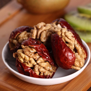 陕西特产唐十三朝枣夹核桃258g 西安回民街大红枣子加核桃仁qfka