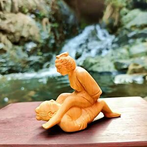 黄杨木雕刻情趣手把件实木圆雕人物创意男女姿势文玩奇特工艺摆件