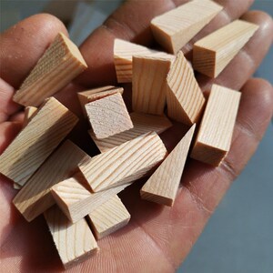 木楔子三角木块门窗安装木塞膨胀填充实木门档斜木块滑轨垫木木