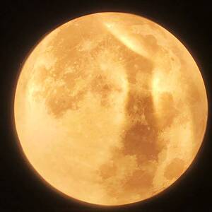 新款婚庆道具遥控双色铁艺灯箱发光月亮摆件婚礼背景装饰布置舞.