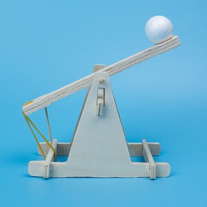 投石机手工diy玩具 幼儿园简易投石器物理科技小制作创意小发明新