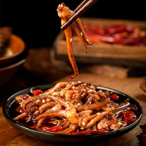 香辣鱿鱼须铁板麻辣即食熟食零食冷吃小吃鱿鱼丝