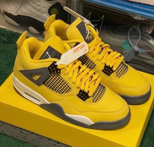 aj4电母 爆款配色