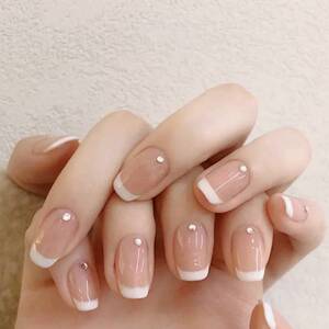 假指甲贴片夏天纯色2021流行色短款法式美甲片成品穿戴式网红爆