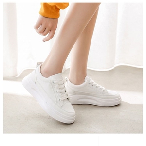 增高运动鞋轻便耐磨网红潮女生小白鞋女夏平底白鞋子学生ins板鞋