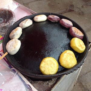 贵州织金细沙烙锅烙饼土砂锅砂锅烙锅拱底平底细砂砂锅罗锅