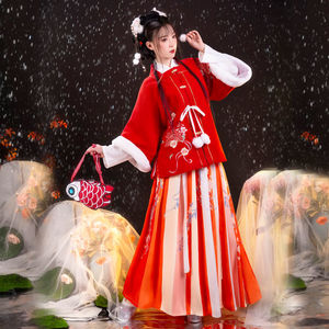 锦衣坊原创汉服【梦顏】明制对襟方领半袖披袄汉服女毛呢秋冬正品