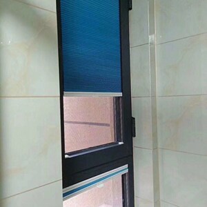卫生间内开窗帘内倒窗小壁虎帘卷帘边锁式防水百叶帘蜂巢帘风琴帘