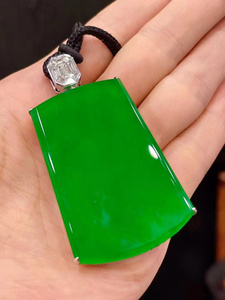 正阳绿翡翠吊坠无事牌缅甸冰种翡翠吊坠老坑a货满阳绿玉佩帝王绿