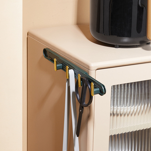 免打孔挂钩强力粘贴门后挂衣架墙上多功能卫生间厨房挂钩式置物架