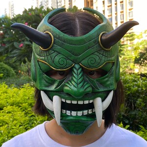 日系二次元獠牙i牛角般若全脸面具cos小丑装扮恶魔恐怖鬼面罩树脂